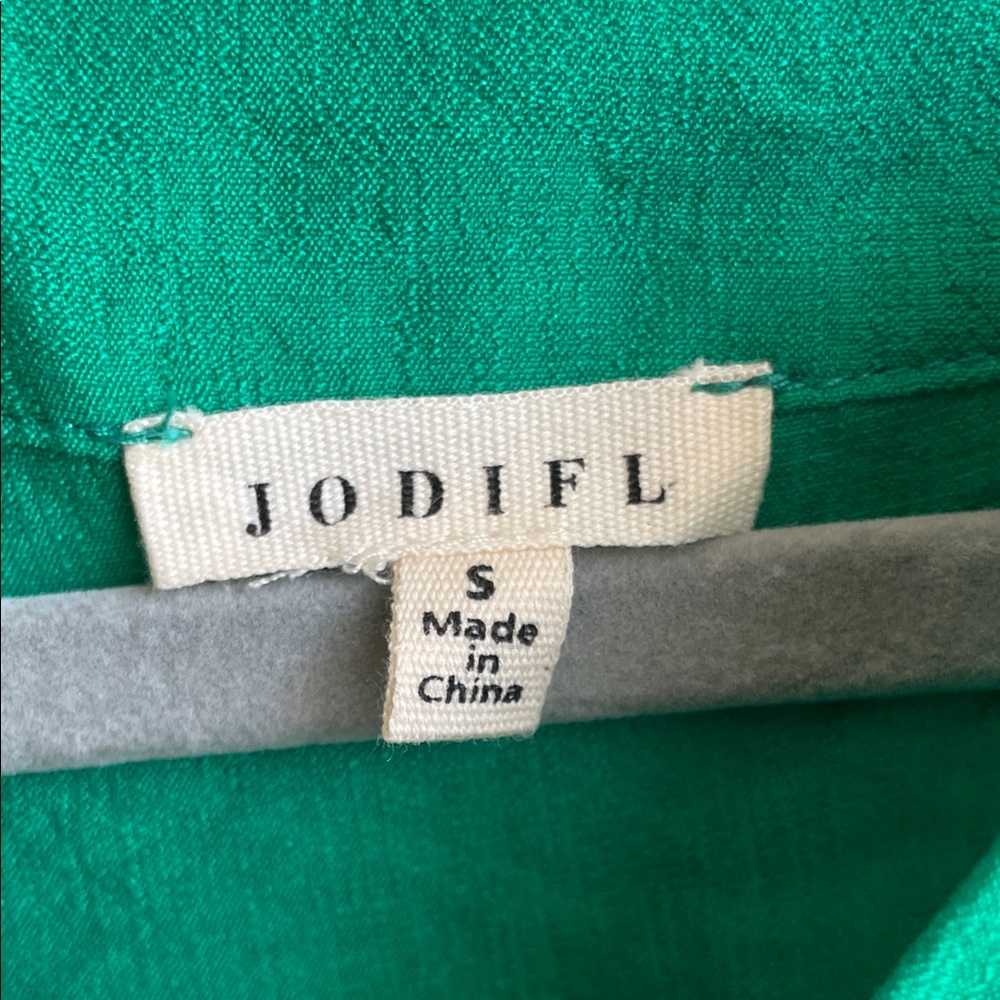 Jodifl Green Flutter Sleeve V-Neck Blouse S - Picture 2 of 3
